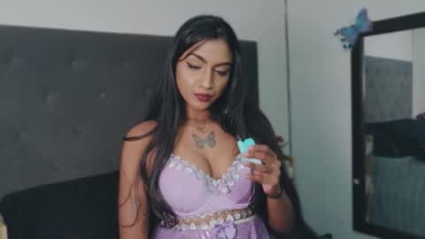 Snapshot of delilah_blazee chatting on 06.05.26 Delilah Blaze online show from 06.05.26