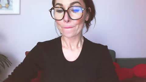 Snapshot of delilah_sweet chatting on 03.26.26 delilah_sweet online show from 03.26.26
