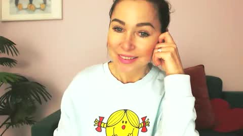 Snapshot of delilah_sweet chatting on 04.02.26 delilah_sweet online show from 04.02.26
