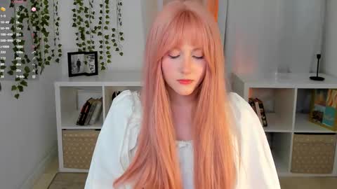 Delilah or Laila online show from 09.21.25