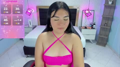 Snapshot of delilaquinn chatting on 02.07.25 delilaquinn online show from 02.07.25