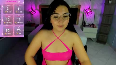 Snapshot of delilaquinn chatting on 03.04.25 delilaquinn online show from 03.04.25