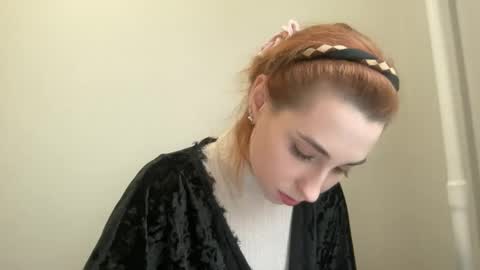 Snapshot of deliverysmile chatting on 12.17.24 Delivery online show from 12.17.24