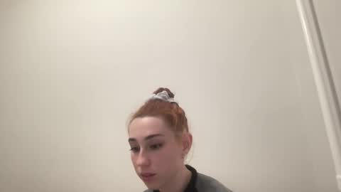 Snapshot of deliverysmile chatting on 12.31.24 Delivery online show from 12.31.24