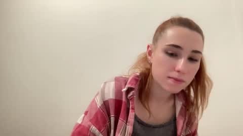 Snapshot of deliverysmile chatting on 01.13.25 Delivery online show from 01.13.25