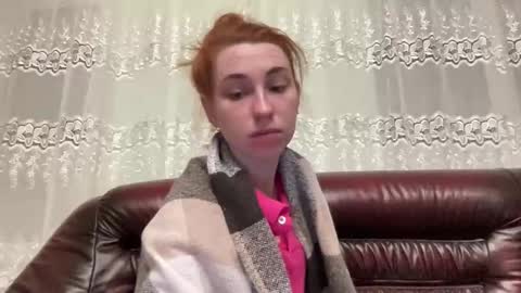 Snapshot of deliverysmile chatting on 09.28.25 Delivery online show from 09.28.25