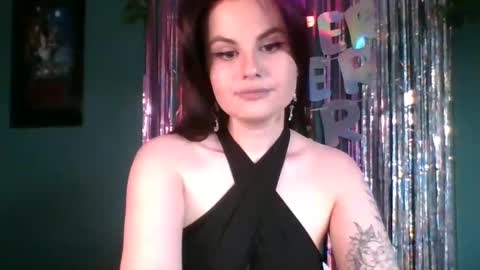 dellacrush_ online show from 02.05.25