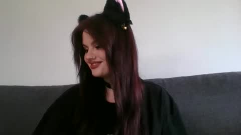 dellacrush_ online show from 02.09.25