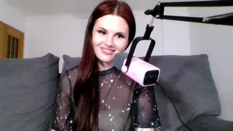 dellacrush_ online show from 03.12.25