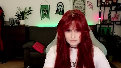 Snapshot of dellacrush_ chatting on 02.11.26 dellacrush_ online show from 02.11.26