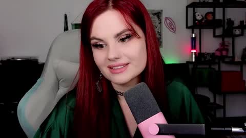 Snapshot of dellacrush_ chatting on 03.18.26 dellacrush_ online show from 03.18.26