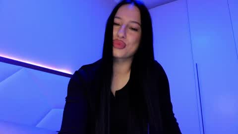 Snapshot of delly_love chatting on 03.30.26 delly_love online show from 03.30.26