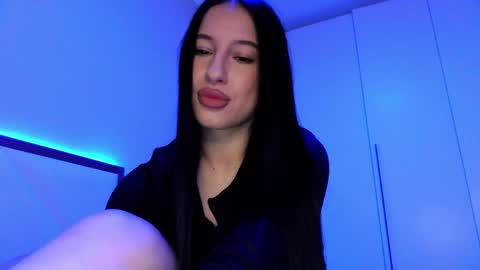 Snapshot of delly_love chatting on 04.01.26 delly_love online show from 04.01.26