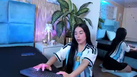 Delia online show from 06.24.26