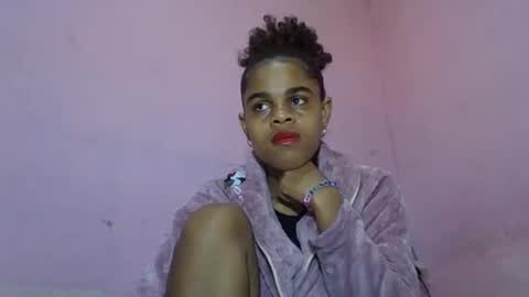 delphine online show from 05.28.26