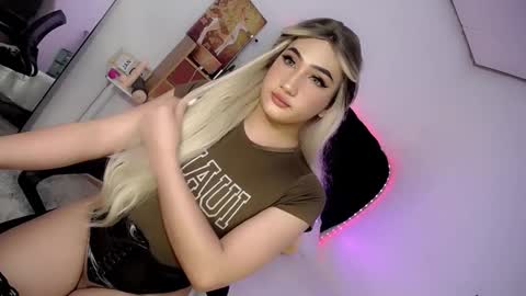 Chesca online show from 01.08.25