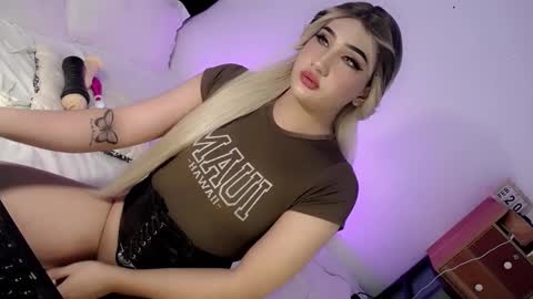 Chesca online show from 02.20.25