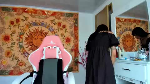 demeter__ online show from 01.12.25