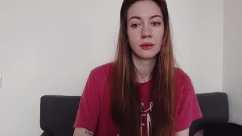 Snapshot of demiamour chatting on 09.24.25 Demi. not your babybabebb and other shit online show from 09.24.25