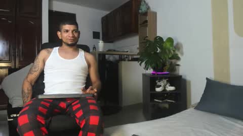 demian26big online show from 10.22.25
