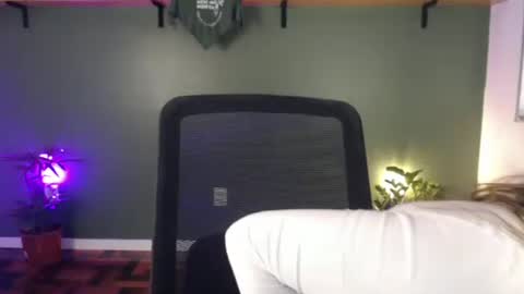 demmetria online show from 05.20.26