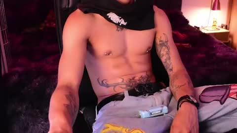 Snapshot of demonkush_ chatting on 07.16.26 DemonKush online show from 07.16.26
