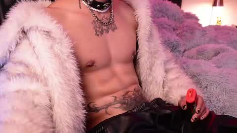 Snapshot of demonkush_ chatting on 07.20.26 DemonKush online show from 07.20.26