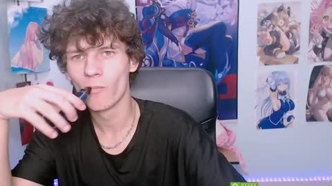 Snapshot of den_rich chatting on 03.12.25 Den online show from 03.12.25