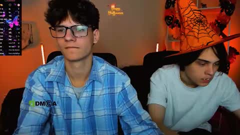 Snapshot of den_rich chatting on 10.23.25 Den online show from 10.23.25