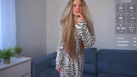 Snapshot of denaebeste chatting on 02.25.26 Emma online show from 02.25.26