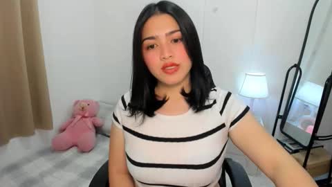 Demi online show from 10.24.25