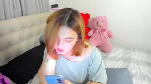 Demi online show from 02.14.26