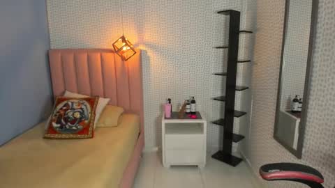 D E N I S  online show from 11.26.25