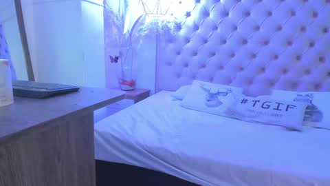 denisse_logan online show from 04.17.26
