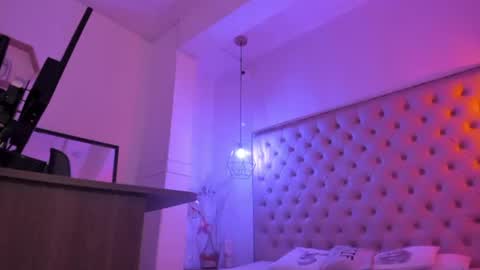 denisse_logan online show from 08.01.26