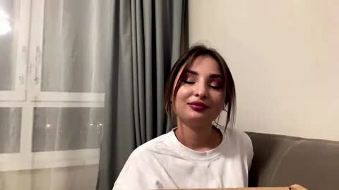 Ellie online show from 10.17.25