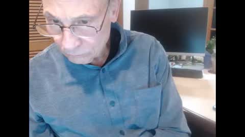 Snapshot of denn_jett chatting on 01.16.26 Den Jet online show from 01.16.26