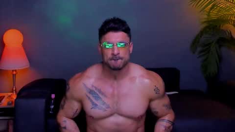 dennis_cox_ online show from 11.12.25