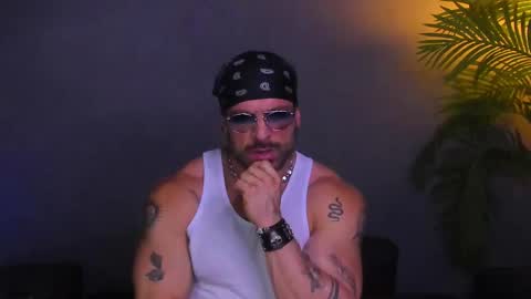 dennis_cox_ online show from 11.23.25