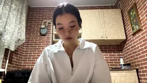 Emma online show from 09.29.25