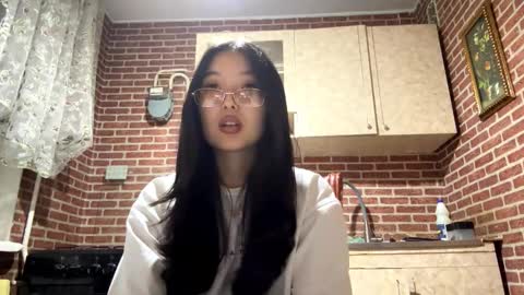 Emma online show from 10.03.25