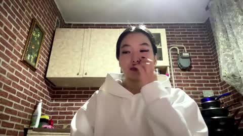 Snapshot of denysebernacchi chatting on 01.06.26 Emma online show from 01.06.26