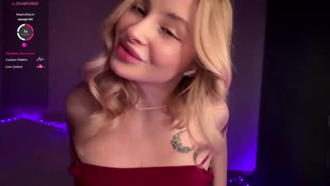 Snapshot of deonnagarn chatting on 02.07.26 Vi Victoria online show from 02.07.26