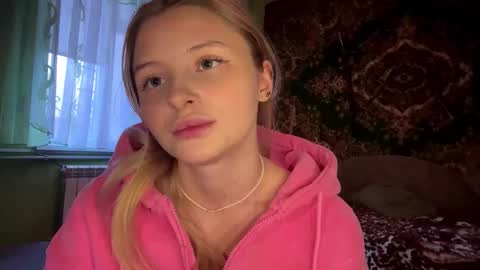 Snapshot of deonnagarn chatting on 02.27.26 Vi Victoria online show from 02.27.26