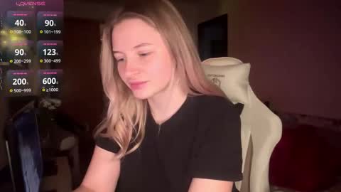 Snapshot of deonnagarn chatting on 03.09.26 Vi Victoria online show from 03.09.26