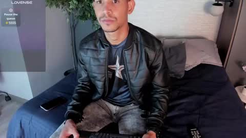 Snapshot of dereck_myers chatting on 02.16.25 Dereck Myers online show from 02.16.25