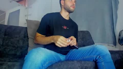 dereckhardd online show from 05.05.26