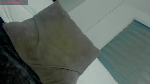dereckhardd online show from 05.15.26