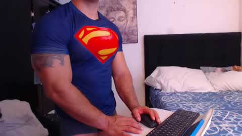 Snapshot of derek_group chatting on 03.05.25 Derek online show from 03.05.25