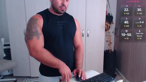Snapshot of derek_group chatting on 06.01.26 Derek online show from 06.01.26